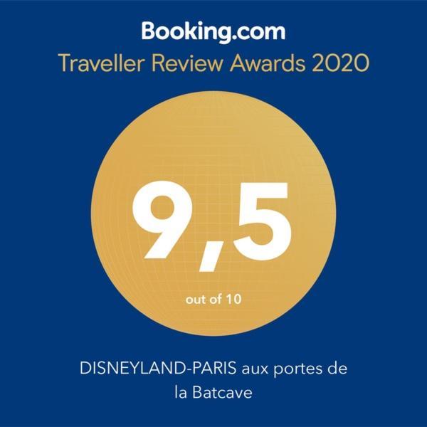 Disneyland-Paris Aux Portes De La Batcave Bussy-Saint-Georges Ngoại thất bức ảnh